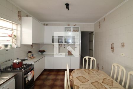 Casa à venda com 220m², 4 quartos e 6 vagasCozinha