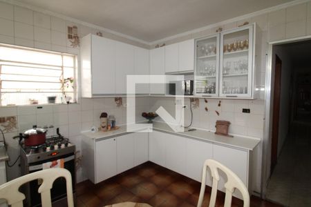 Casa à venda com 220m², 4 quartos e 6 vagasCozinha