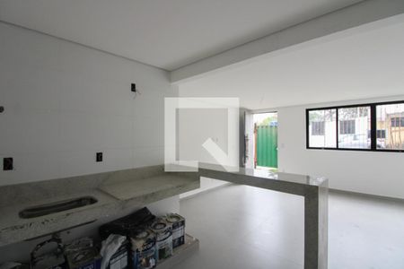 Casa à venda com 196m², 3 quartos e 1 vaga Casa à venda com 196m², 3 quartos e 1 vagaCozinha