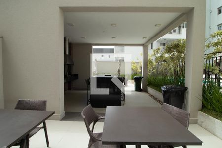 Apartamento para alugar com 61m², 2 quartos e sem vagaÁrea comum