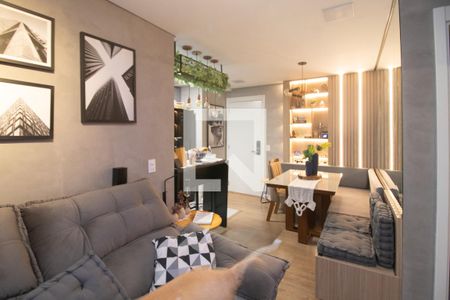 Sala de apartamento para alugar com 2 quartos, 61m² em Vila Mazzei, São Paulo