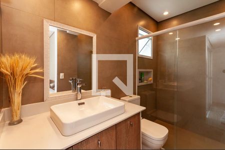 Apartamento à venda com 194m², 3 quartos e 3 vagasBanheiro do quarto 3 Suíte