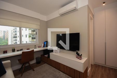 Apartamento à venda com 220m², 4 quartos e 4 vagasSuíte 4