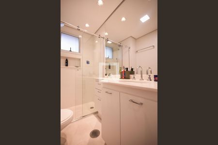 Apartamento à venda com 220m², 4 quartos e 4 vagasBanheiro Suíte 2