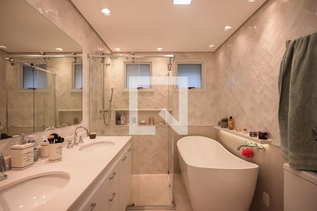 Apartamento à venda com 220m², 4 quartos e 4 vagasBanheiro Suíte 1