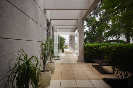 Apartamento à venda com 220m², 4 quartos e 4 vagasEntrada