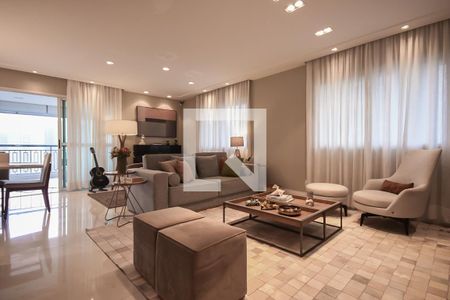 Apartamento à venda com 220m², 4 quartos e 4 vagasSala