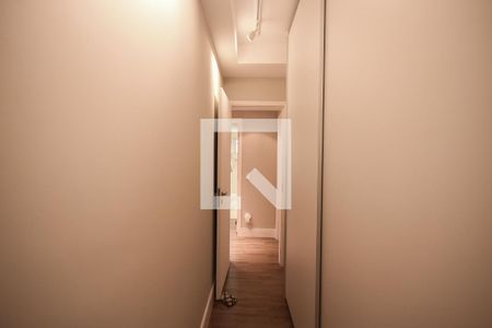 Apartamento à venda com 220m², 4 quartos e 4 vagasArmário da Suíte 3