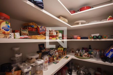 Apartamento à venda com 220m², 4 quartos e 4 vagasDespensa