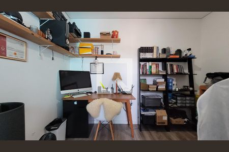 Casa à venda com 263m², 3 quartos e 4 vagas Casa à venda com 263m², 3 quartos e 4 vagasQuarto 2