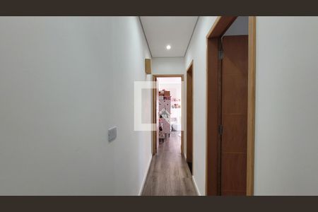 Casa à venda com 263m², 3 quartos e 4 vagas Casa à venda com 263m², 3 quartos e 4 vagasCorredor