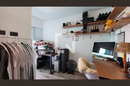 Casa à venda com 263m², 3 quartos e 4 vagas Casa à venda com 263m², 3 quartos e 4 vagasQuarto 2