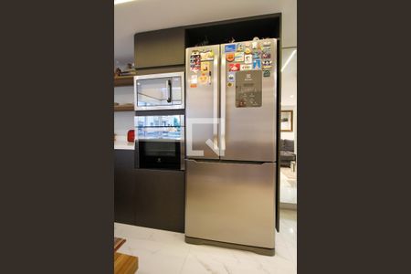 Apartamento à venda com 83m², 2 quartos e 1 vagaGeladeira, Microondas e Forno