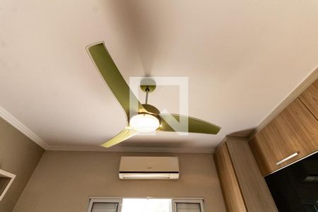 Casa à venda com 200m², 3 quartos e 2 vagasSuíte