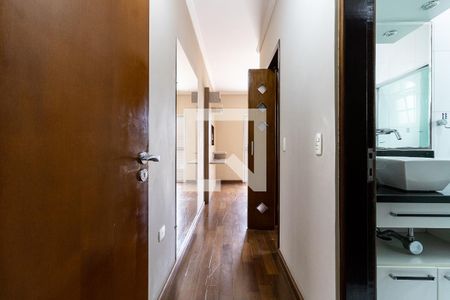 Casa à venda com 200m², 3 quartos e 2 vagasSuíte