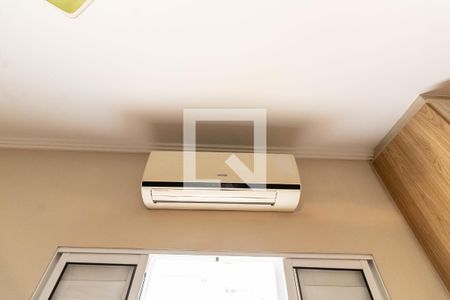 Casa à venda com 200m², 3 quartos e 2 vagasSuíte