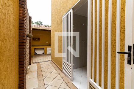 Casa à venda com 200m², 3 quartos e 2 vagasCorredor Lateral