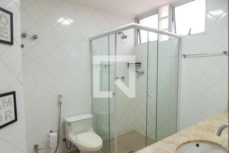 Casa à venda com 287m², 3 quartos e 3 vagasBanheiro