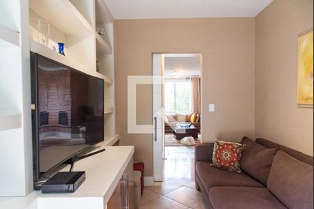 Casa à venda com 287m², 3 quartos e 3 vagasSala de tv