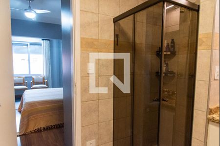 Casa à venda com 287m², 3 quartos e 3 vagasBanheiro da suíte