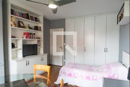 Casa à venda com 287m², 3 quartos e 3 vagasQuarto 2