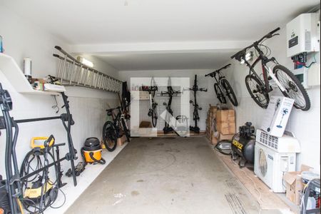 Casa à venda com 287m², 3 quartos e 3 vagasGaragem