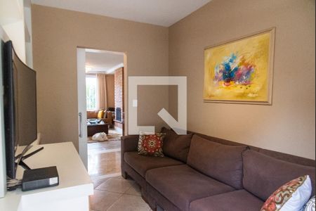 Casa à venda com 287m², 3 quartos e 3 vagasSala de tv