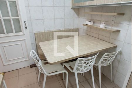 Casa à venda com 287m², 3 quartos e 3 vagasCozinha