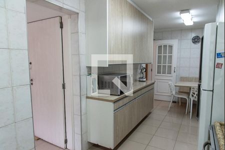 Casa à venda com 287m², 3 quartos e 3 vagasCozinha