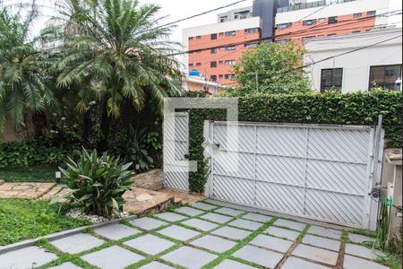 Casa à venda com 287m², 3 quartos e 3 vagasGaragem