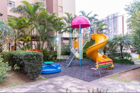 Apartamento à venda com 67m², 3 quartos e 1 vaga Apartamento à venda com 67m², 3 quartos e 1 vagaÁrea comum - Playground