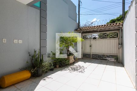 Casa para alugar com 97m², 2 quartos e 2 vagas Casa para alugar com 97m², 2 quartos e 2 vagasGaragem