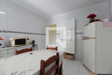 Casa para alugar com 97m², 2 quartos e 2 vagas Casa para alugar com 97m², 2 quartos e 2 vagasCozinha