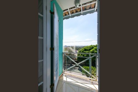 Casa para alugar com 97m², 2 quartos e 2 vagas Casa para alugar com 97m², 2 quartos e 2 vagasVaranda da Suíte 1