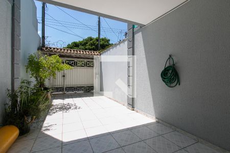 Casa para alugar com 97m², 2 quartos e 2 vagas Casa para alugar com 97m², 2 quartos e 2 vagasGaragem