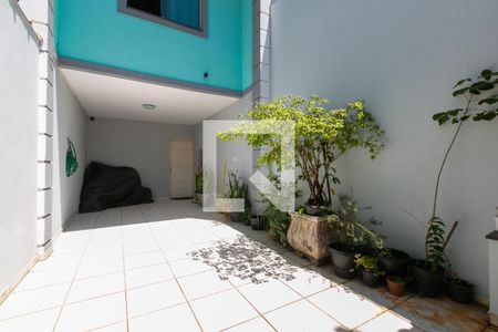 Casa para alugar com 97m², 2 quartos e 2 vagas Casa para alugar com 97m², 2 quartos e 2 vagasGaragem