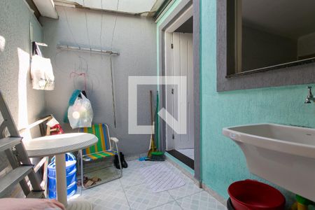 Casa para alugar com 97m², 2 quartos e 2 vagas Casa para alugar com 97m², 2 quartos e 2 vagasÁrea de Serviço