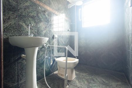 Apartamento à venda com 70m², 2 quartos e 1 vagaDetalhe do Banheiro 1