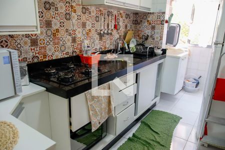 Cozinha de apartamento para alugar com 3 quartos, 73m² em Piratininga, Osasco