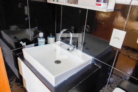 Apartamento para alugar com 73m², 3 quartos e 1 vaga Apartamento para alugar com 73m², 3 quartos e 1 vagaBanheiro da Suíte 2