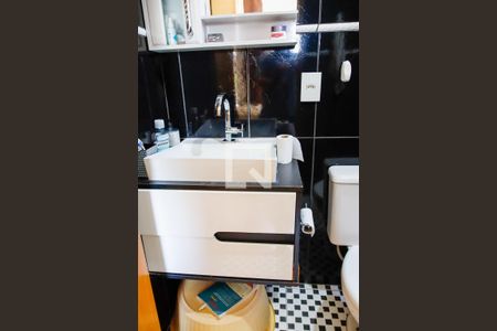 Apartamento para alugar com 73m², 3 quartos e 1 vaga Apartamento para alugar com 73m², 3 quartos e 1 vagaBanheiro da Suíte 2