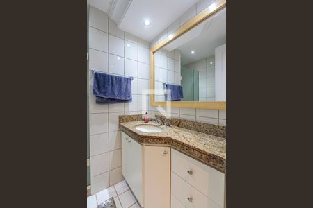 Apartamento para alugar com 85m², 2 quartos e 1 vaga Apartamento para alugar com 85m², 2 quartos e 1 vagaBanheiro