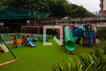 Apartamento para alugar com 85m², 2 quartos e 1 vaga Apartamento para alugar com 85m², 2 quartos e 1 vagaÁrea comum - Playground