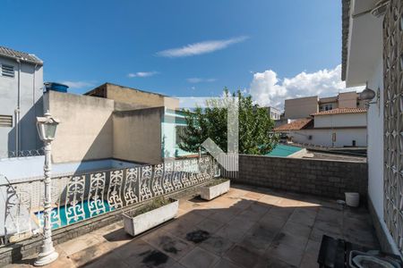 Casa à venda com 252m², 4 quartos e 5 vagasVaranda do 2º andar