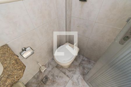 Casa à venda com 252m², 4 quartos e 5 vagasBanheiro de Serviço