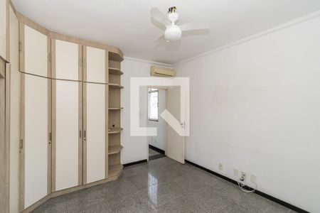 Casa à venda com 252m², 4 quartos e 5 vagasQuarto 2