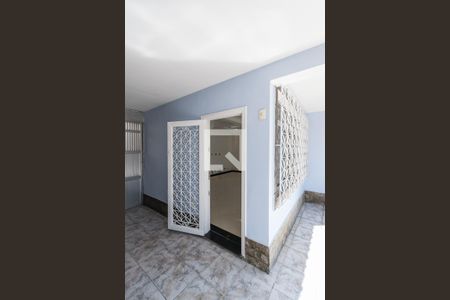 Casa à venda com 252m², 4 quartos e 5 vagasVaranda da Frente - Entrada da sala