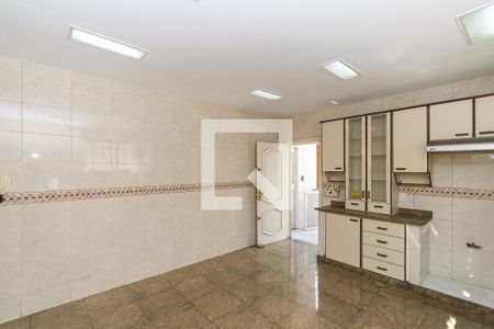 Casa à venda com 252m², 4 quartos e 5 vagasCozinha