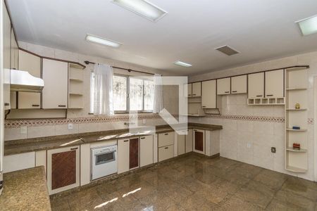 Casa à venda com 252m², 4 quartos e 5 vagasCozinha