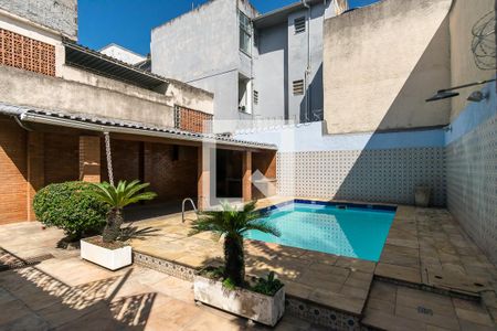 Casa à venda com 252m², 4 quartos e 5 vagasVaranda gourmet
